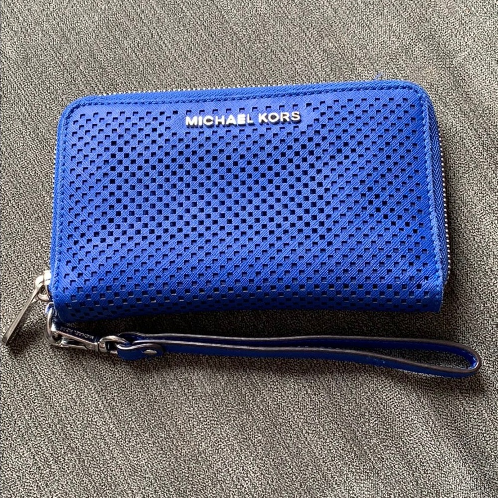 Michael Kors Wallet 💙